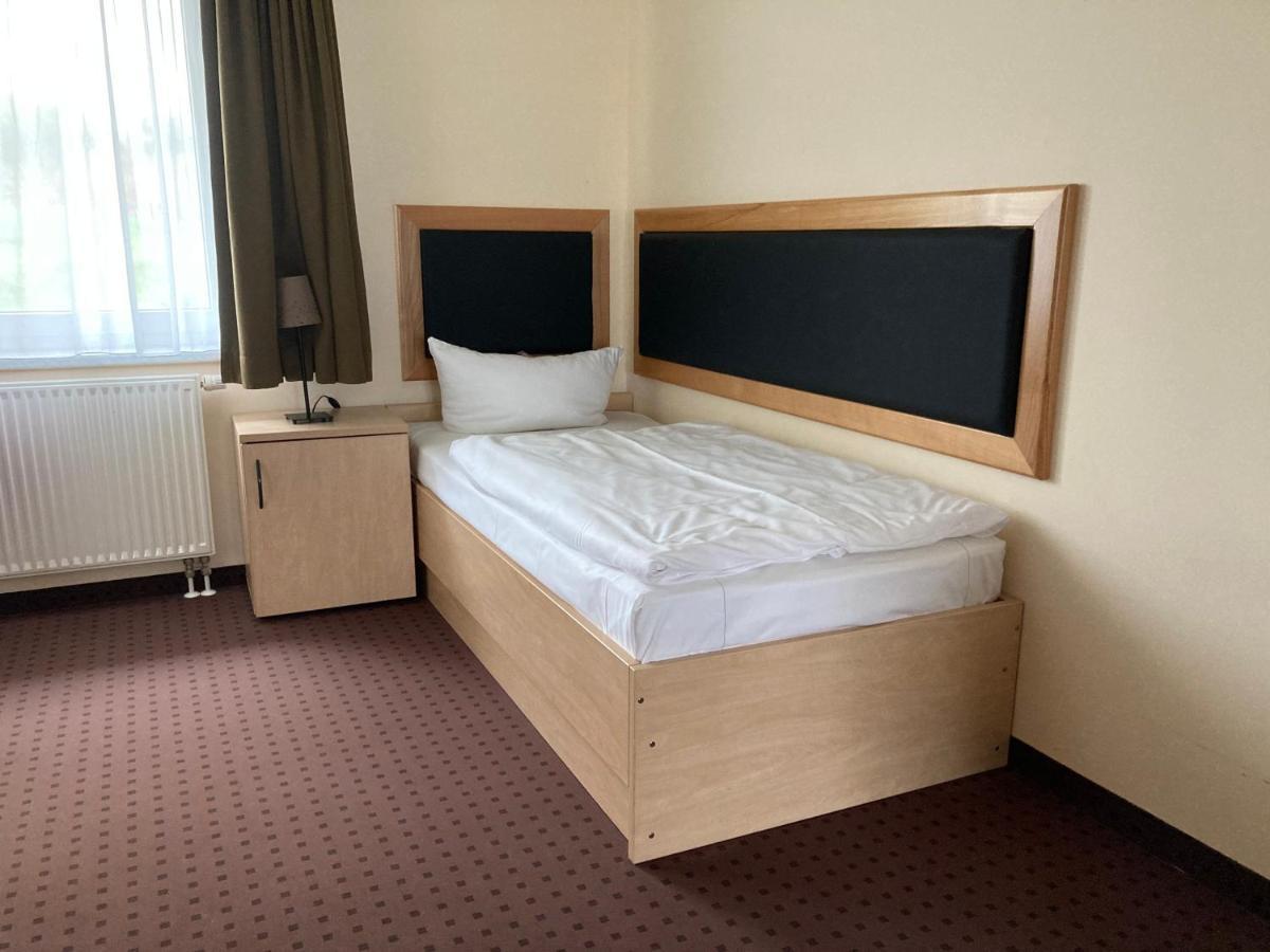 דיפולדיזוואלדה Hotel Am Heidepark מראה חיצוני תמונה